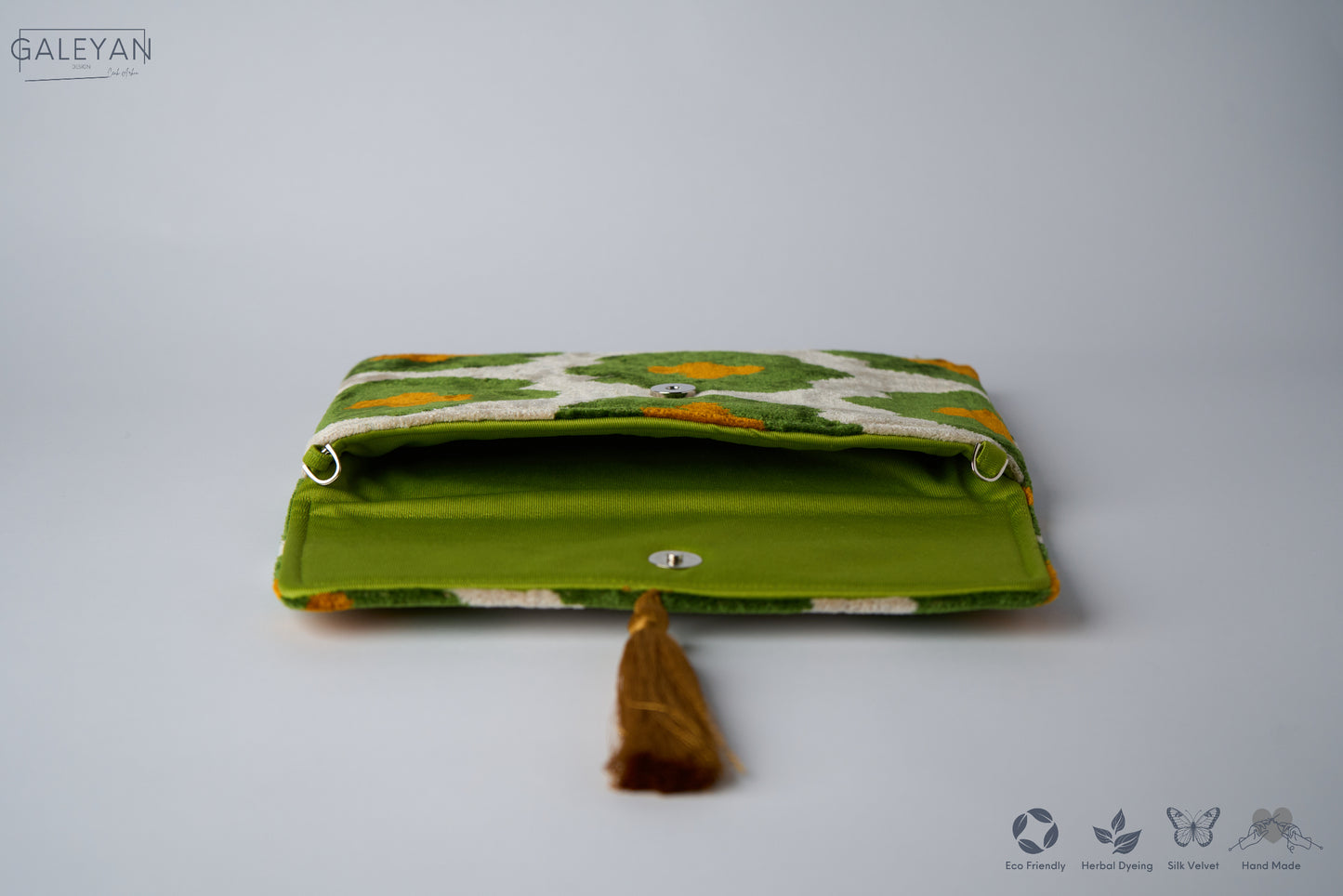 Silk Velvet Ikat Clutch – Off White / Green / Brown