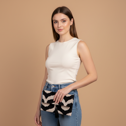 Silk Velvet Ikat Clutch – Off White / Black