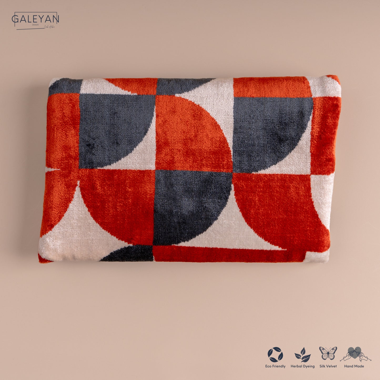 Silk Velvet Ikat Clutch – Off White / Red / Midnight Indigo