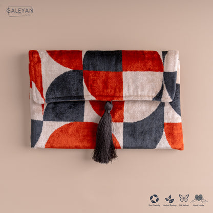 Silk Velvet Ikat Clutch – Off White / Red / Midnight Indigo