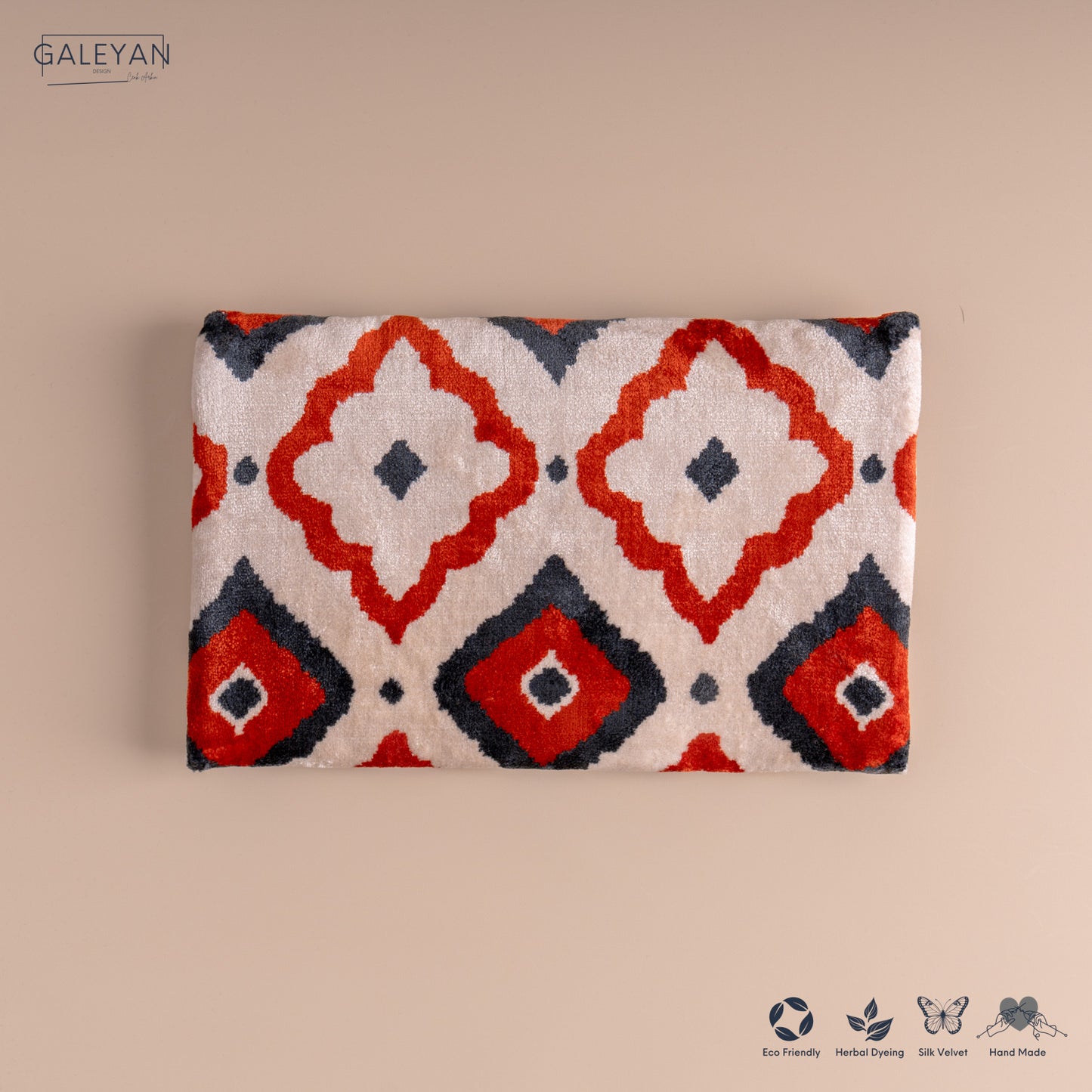 Silk Velvet Ikat Clutch – Off White / Red / Midnight Indigo