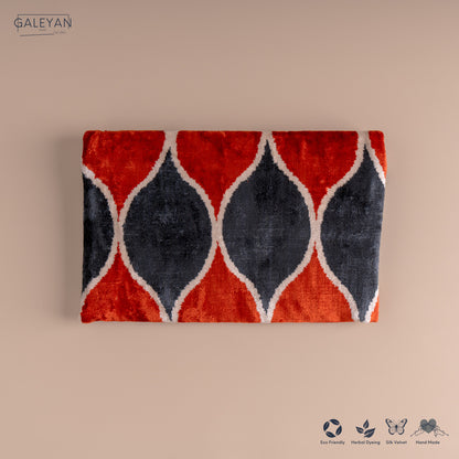Silk Velvet Ikat Clutch – Off White / Red / Midnight Indigo