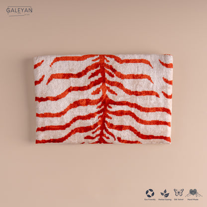 Silk Velvet Ikat Clutch – Off White / Red