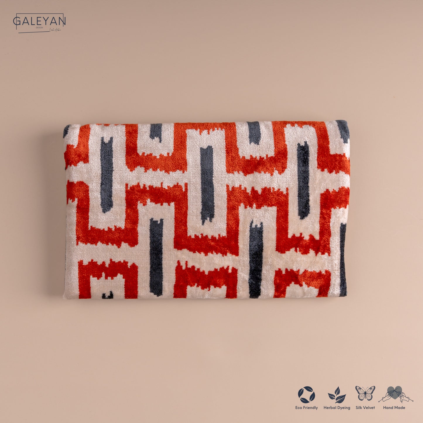 Silk Velvet Ikat Clutch – Off White / Red / Midnight Indigo