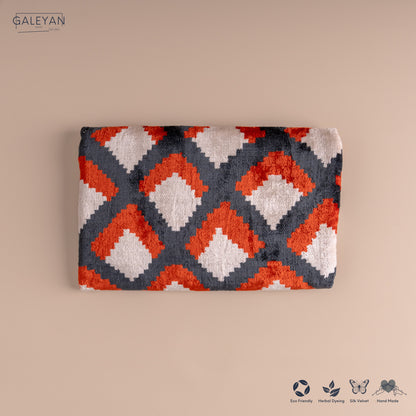 Silk Velvet Ikat Clutch – Off White / Red / Midnight Indigo
