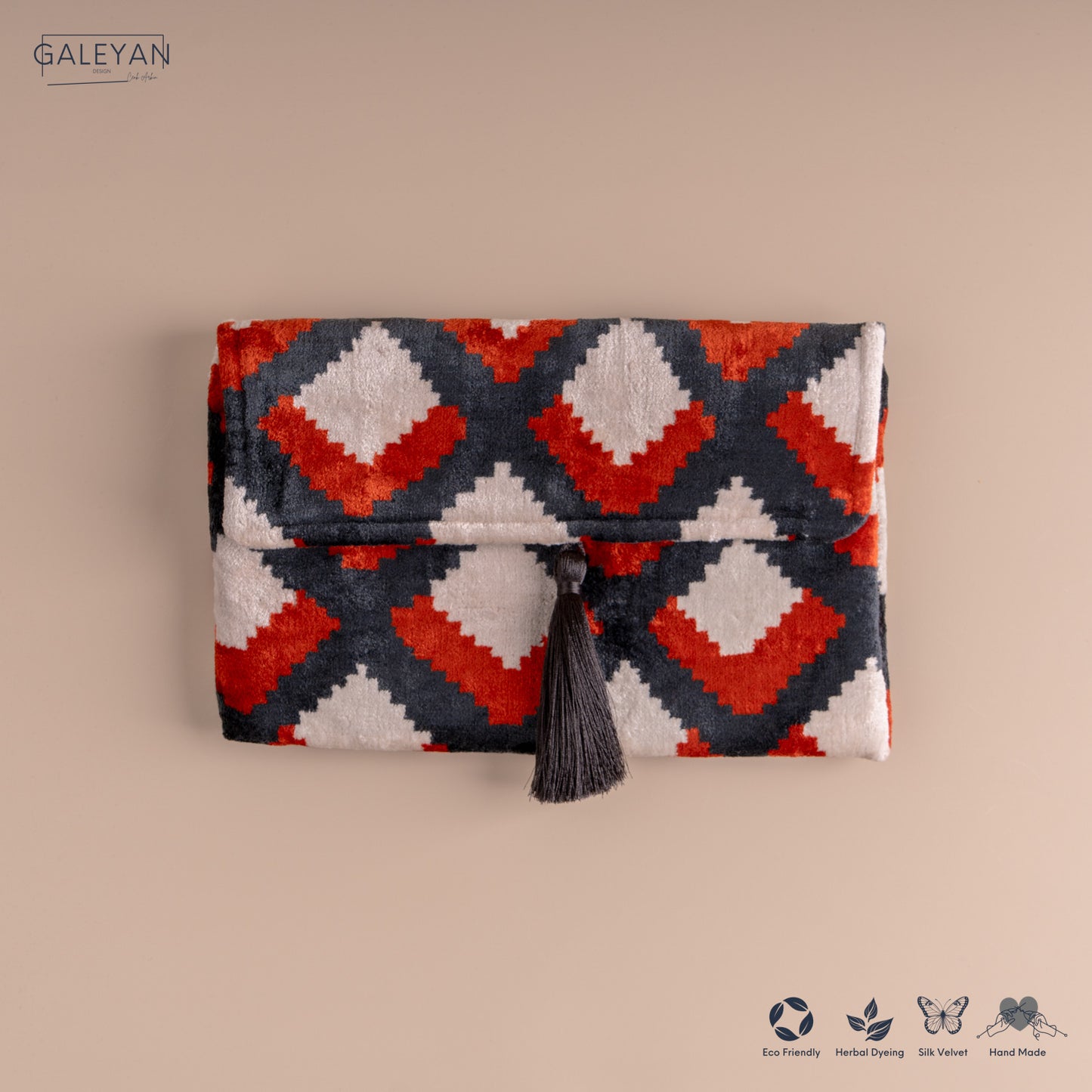 Silk Velvet Ikat Clutch – Off White / Red / Midnight Indigo