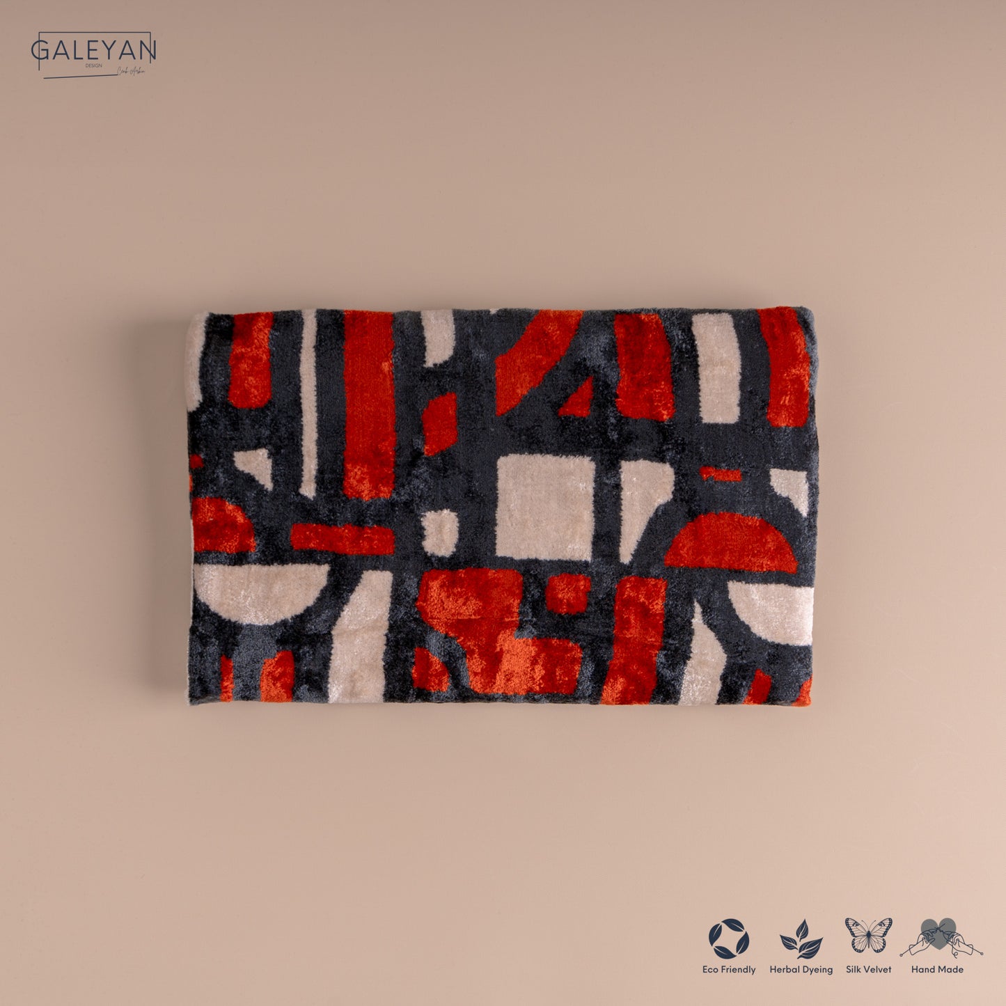 Silk Velvet Ikat Clutch – Off White / Red / Midnight Indigo