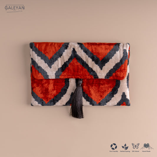 Silk Velvet Ikat Clutch – Off White / Red / Midnight Indigo