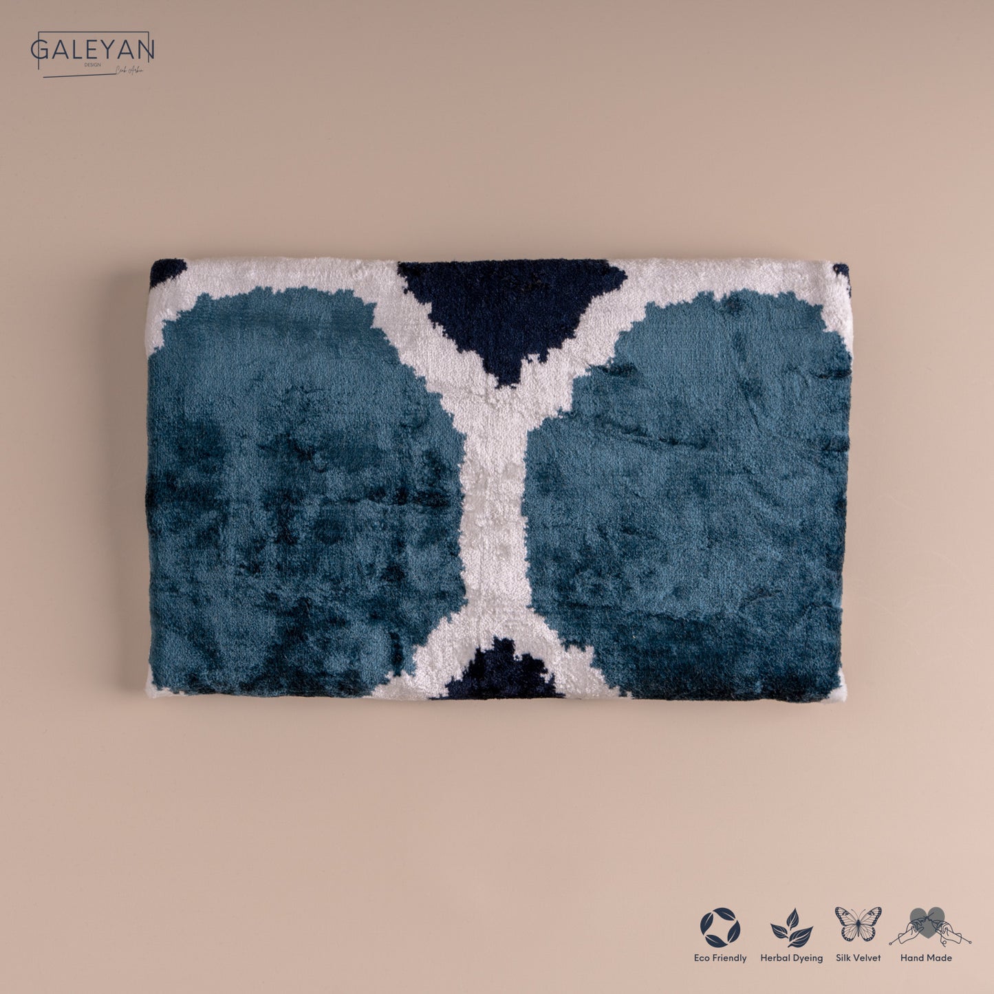 Silk Velvet Ikat Clutch – Off White / Turquoise / Midnight Indigo