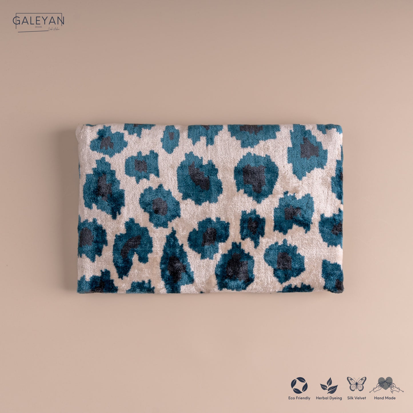 Silk Velvet Ikat Clutch – Off White / Turquoise / Midnight Indigo