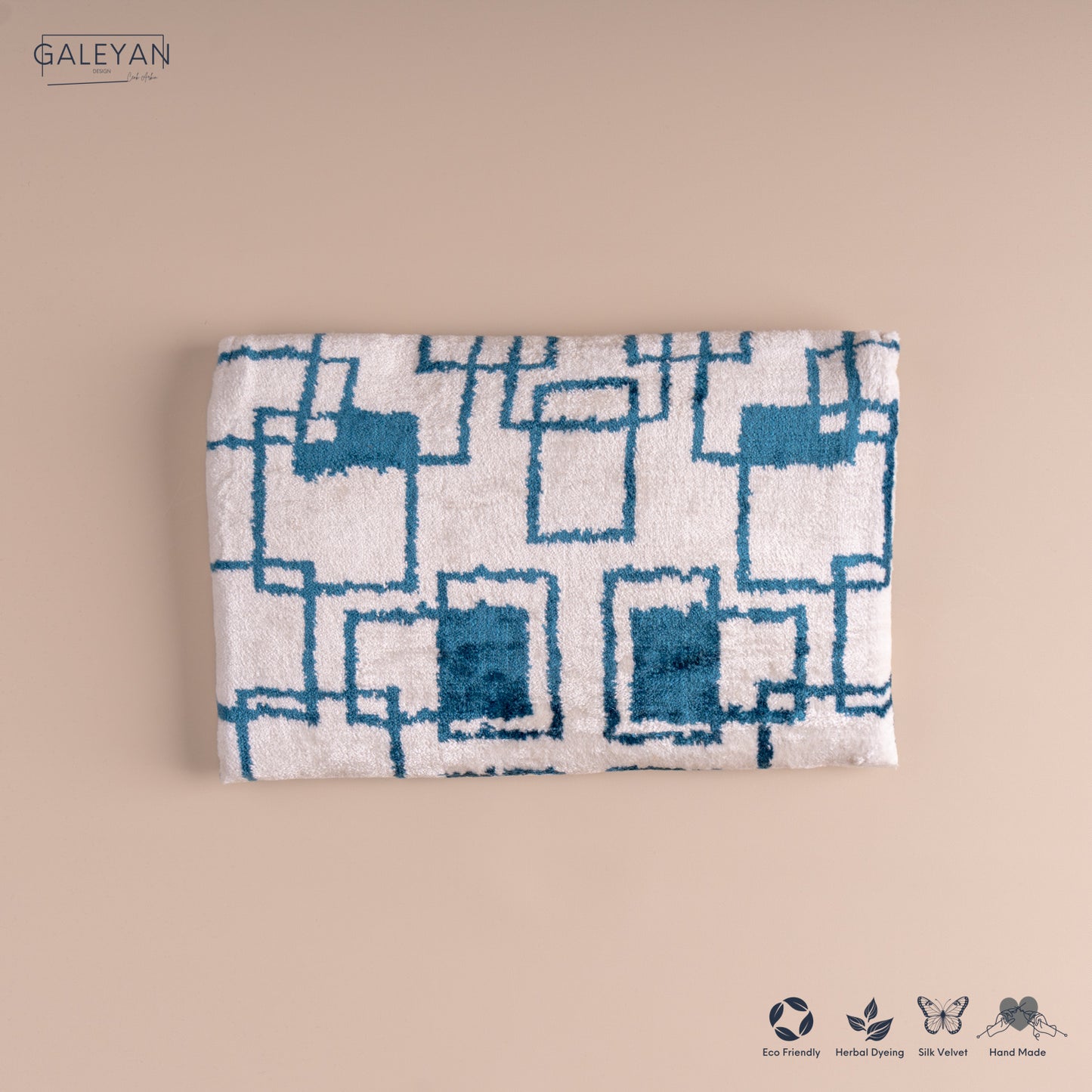 Silk Velvet Ikat Clutch – Off White / Turquoise