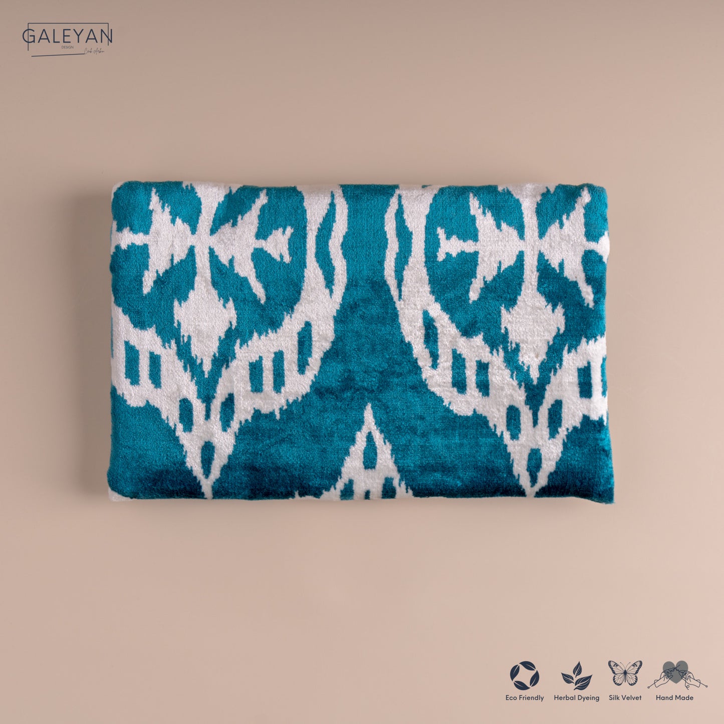 Silk Velvet Ikat Clutch – Off White / Turquoise