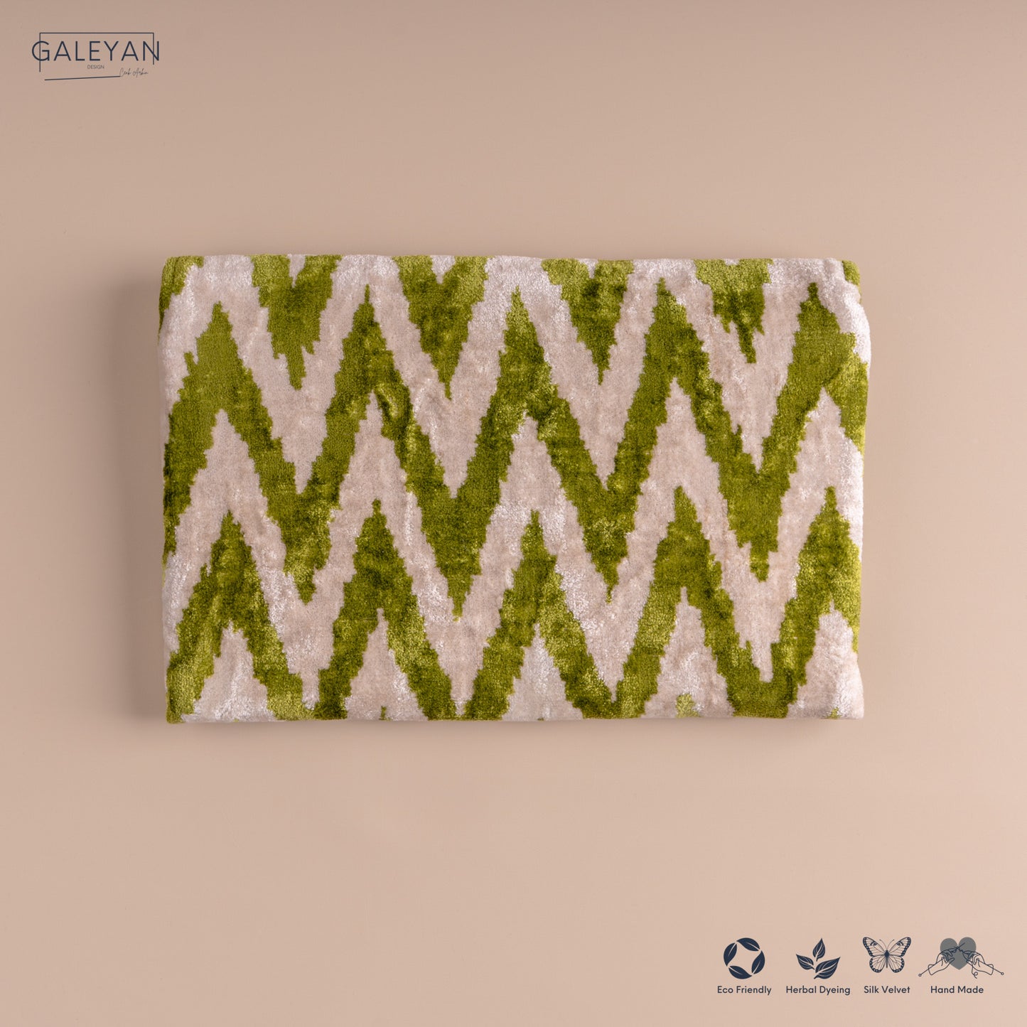 Silk Velvet Ikat Clutch – Off White / Pistachio Green