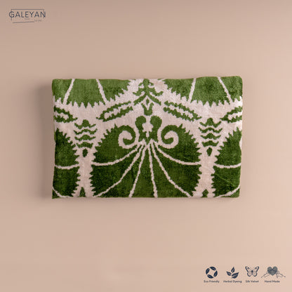 Silk Velvet Ikat Clutch – Off White / Green