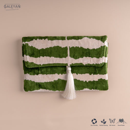 Silk Velvet Ikat Clutch – Off White / Green