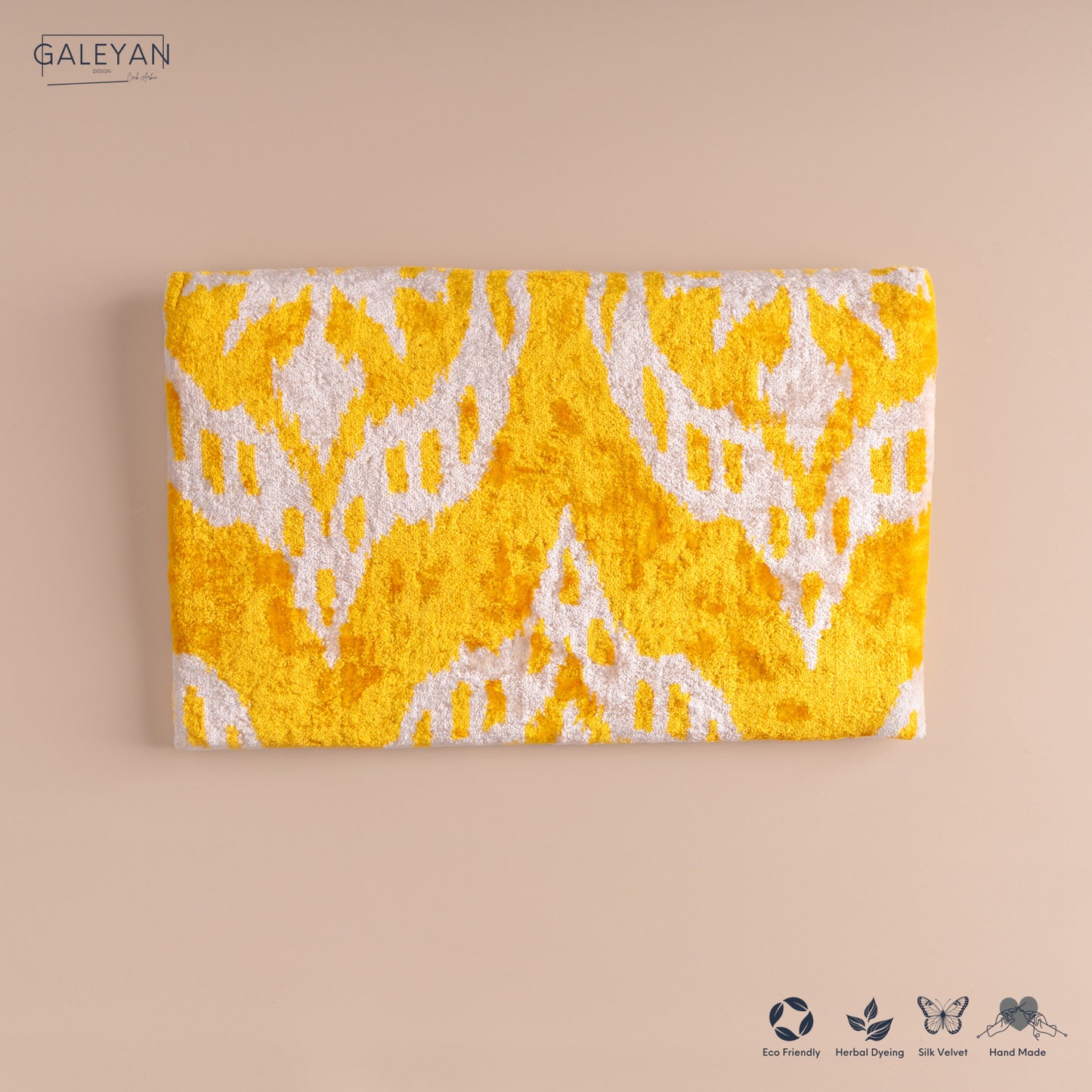 Silk Velvet Ikat Clutch – Off White / Yellow