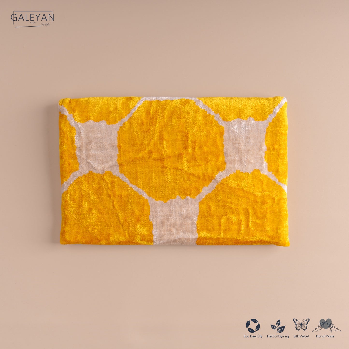 Silk Velvet Ikat Clutch – Off White / Yellow