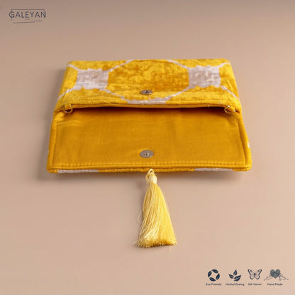 Silk Velvet Ikat Clutch – Off White / Yellow