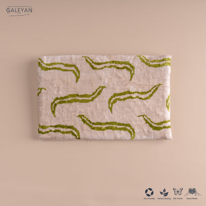 Silk Velvet Ikat Clutch – Off White / Pistachio Green