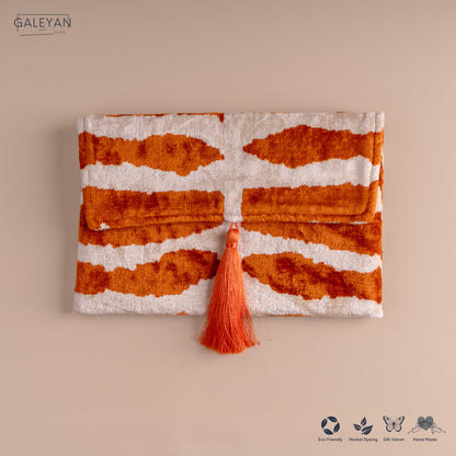 Silk Velvet Ikat Clutch – Off White / Amber