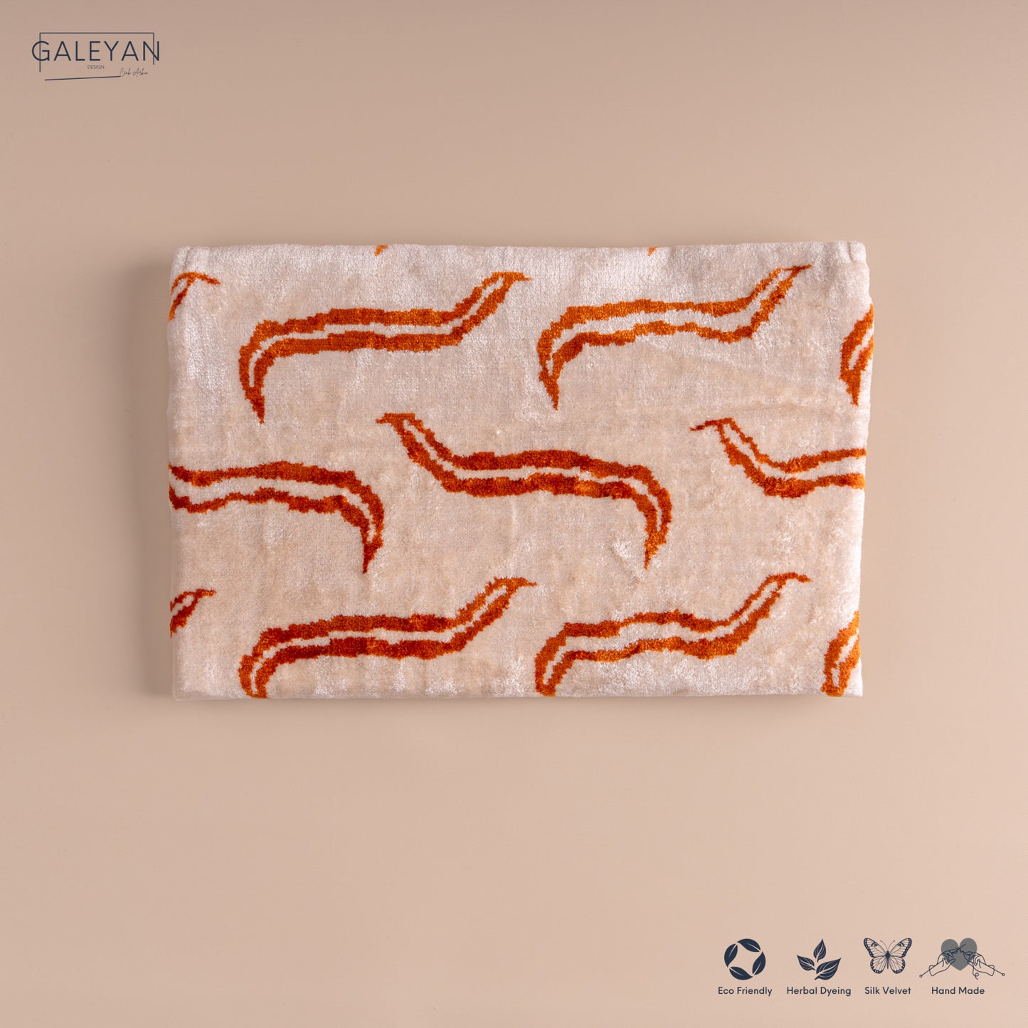 Silk Velvet Ikat Clutch – Off White / Amber