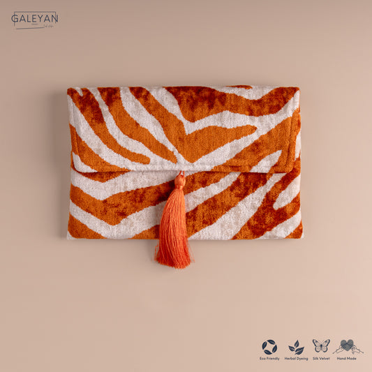 Silk Velvet Ikat Clutch – Off White / Amber