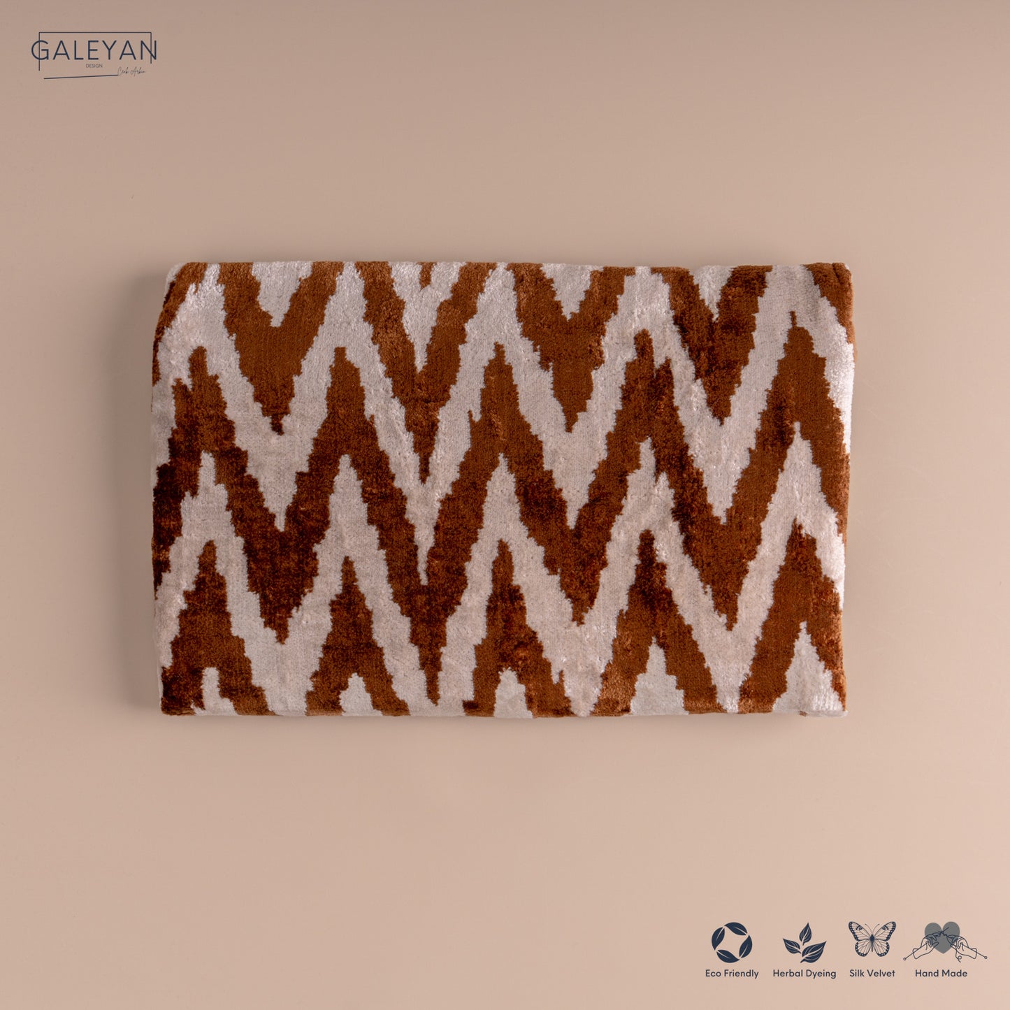 Silk Velvet Ikat Clutch – Off White / Brown