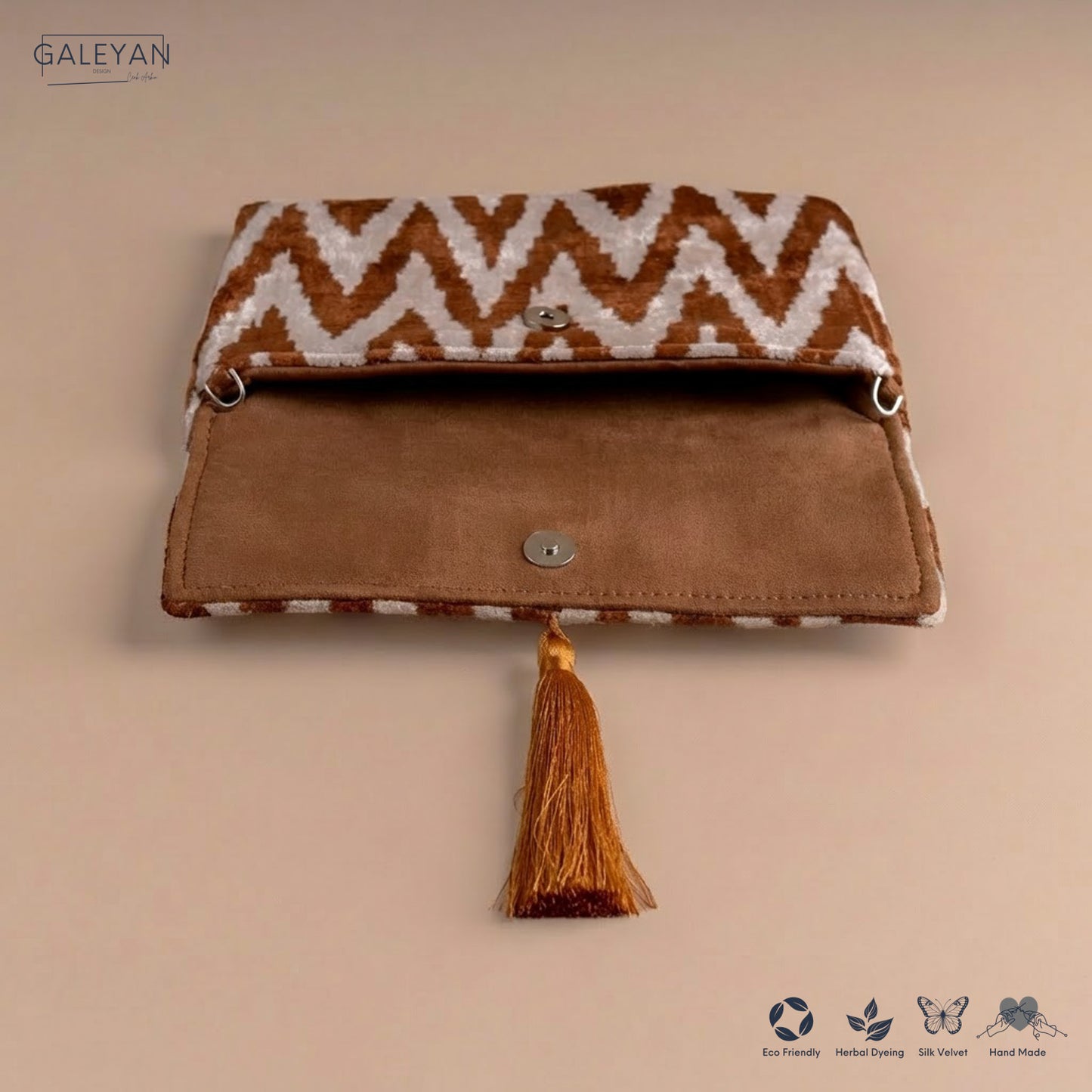 Silk Velvet Ikat Clutch – Off White / Brown