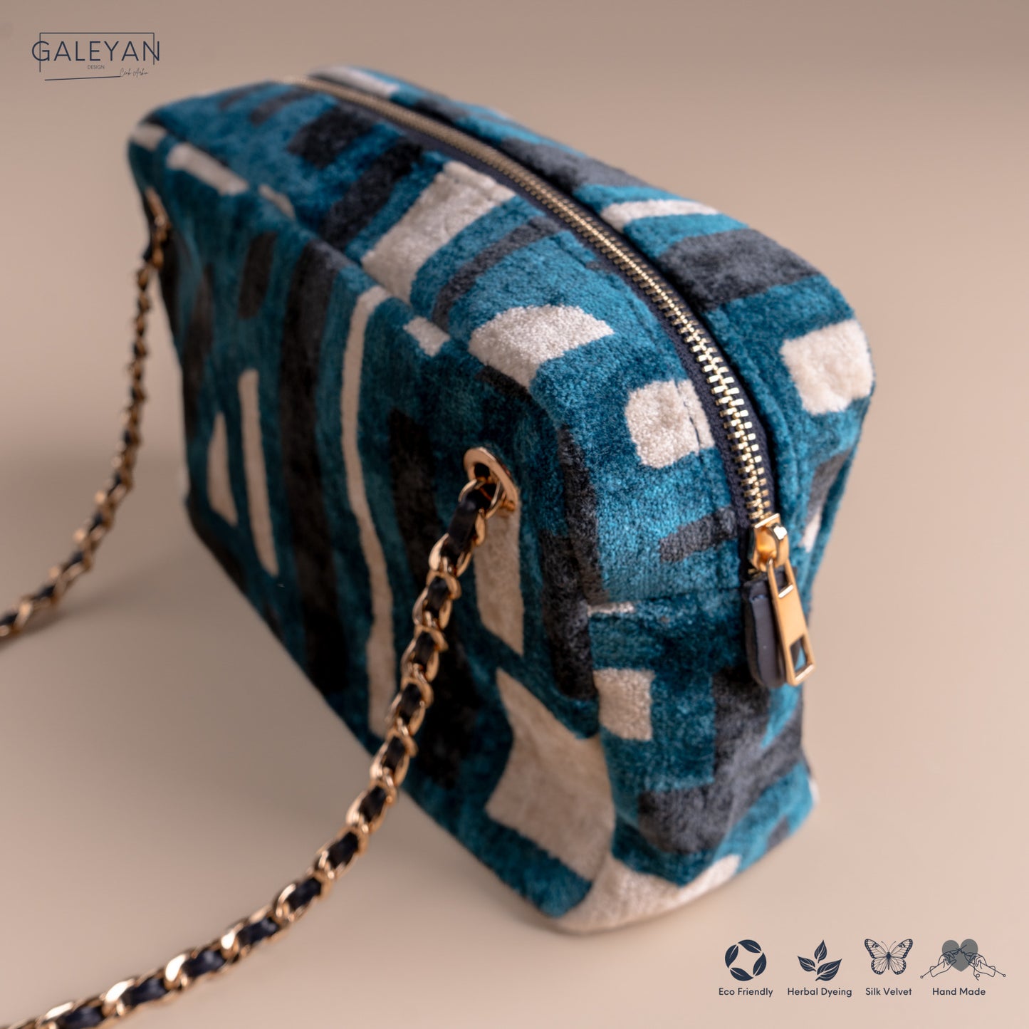 Silk Velvet Ikat Shoulder Bag – Off White / Turquoise / Midnight Indigo