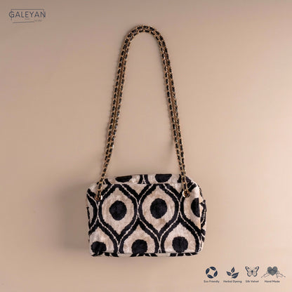 Silk Velvet Ikat Shoulder Bag – Off White / Black