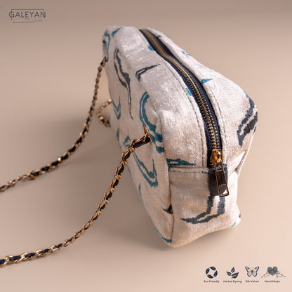 Silk Velvet Ikat Shoulder Bag – Off White / Midnight Indigo / Turquoise