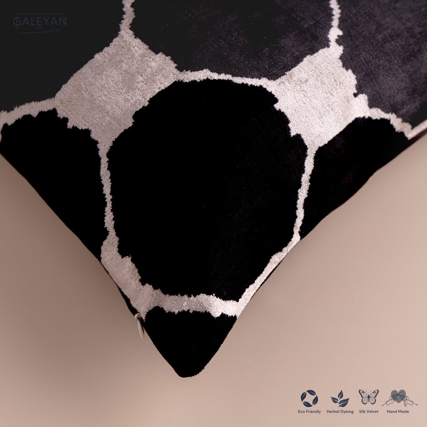 Silk Velvet Ikat Cushion – Off White/Black