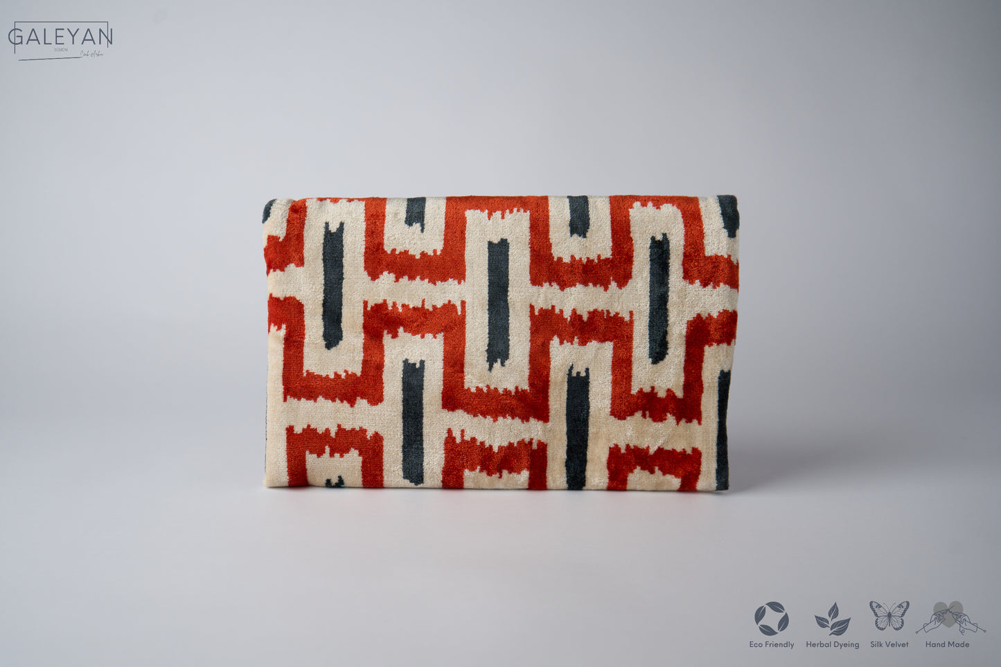 Silk Velvet Ikat Clutch – Off White / Red / Navy