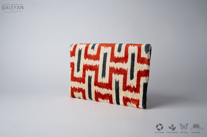 Silk Velvet Ikat Clutch – Off White / Red / Navy